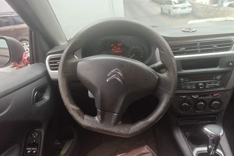 Used Citroen Elysee 2014 1.6L Automatic Fashion Model