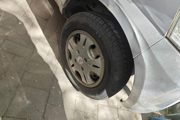 Used Wuling Rongguang  Right Front Wheel Hub