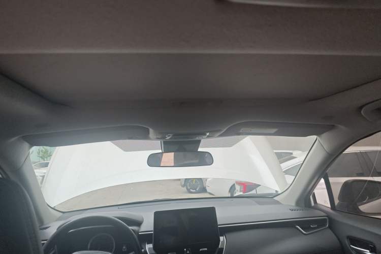 Used Toyota FRONTLANDER 2022 2.0L CVT Luxury PLUS Edition Headliner