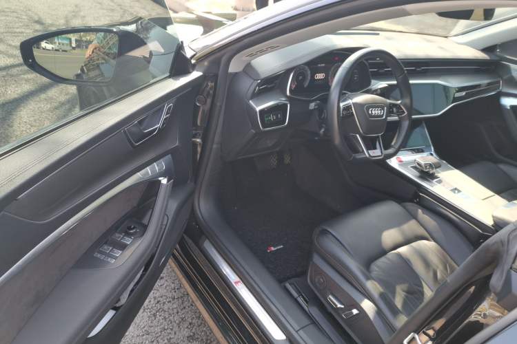 Used Audi A7 2019 55 TFSI quattro Dynamic Edition Driver Seat