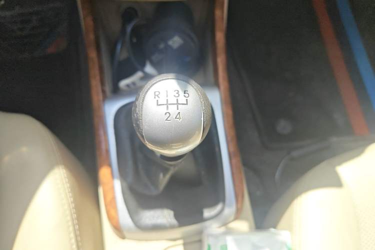 Used Hyundai Celesta 2008 1.8L MT GLS Gear Lever