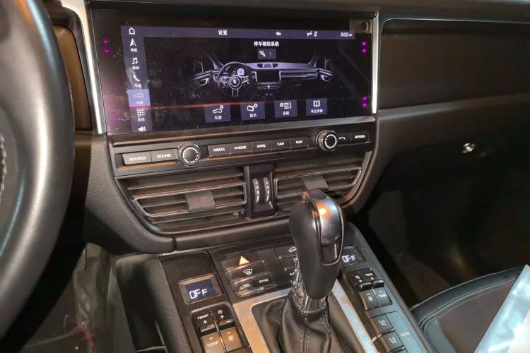 Used Porsche Macan 2020 Macan 2.0T
