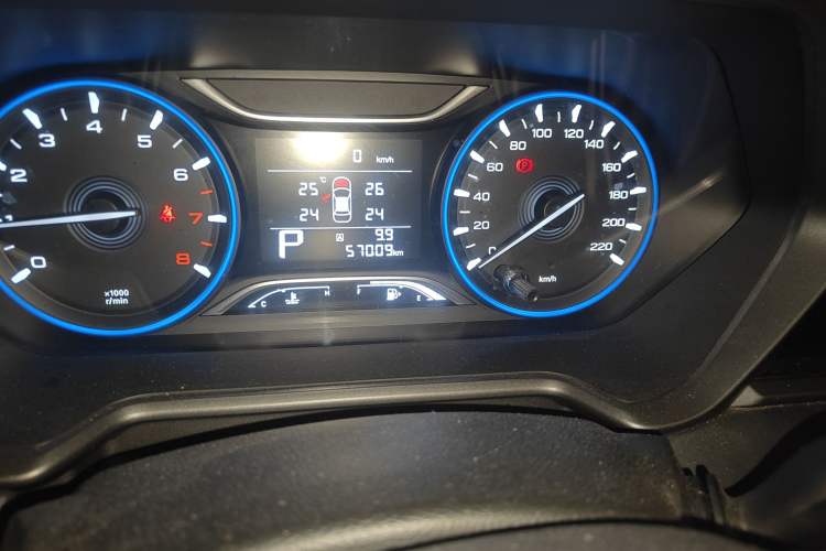 Used GAC Trumpchi GS4 2021 270T Automatic Elite Tech Edition Odometer Close Up