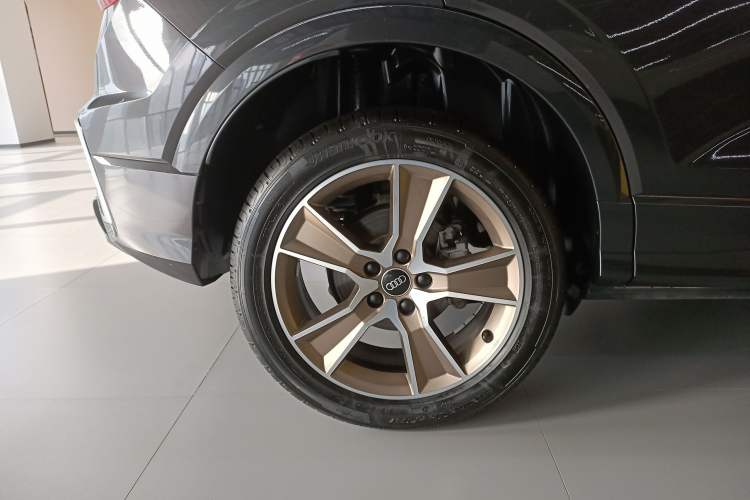 Used Audi Q2L 2024 35TFSI Fashionable and Dynamic Edition
