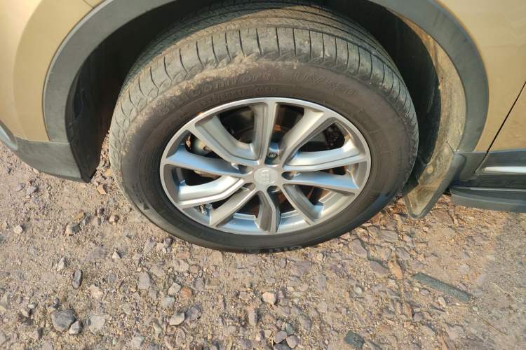 Used Geely Auto Emgrand X7 Sport 2018 1.8TD Automatic Two-Wheel Drive Smart Connect 4G Internet Edition
