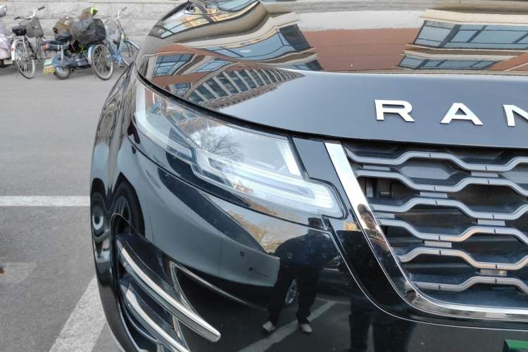 Used Land Rover Range Rover Evoque 2021 Range Rover Velar L 249PS R-Dynamic First Edition