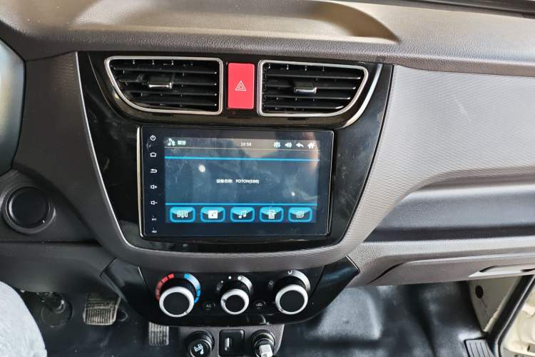 Used Foton Xiangling M New Energy 2023 M1 BYD Flatbed Cargo Box Audio And AC Panel