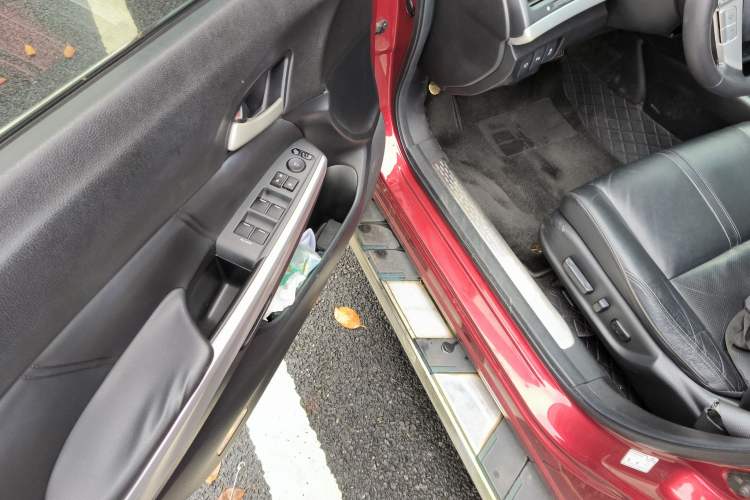 Used Honda Crosstour 2012 2.4L Prestige Edition