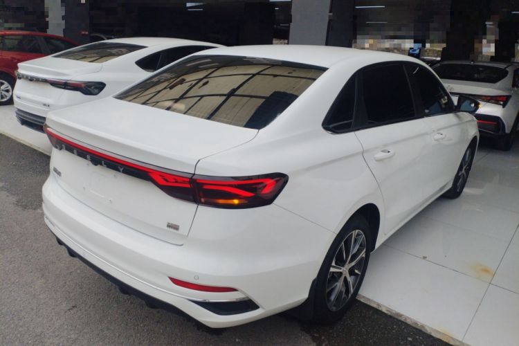 Used Geely Auto Emgrand 2022 4th Generation 1.5L CVT Flagship Model
