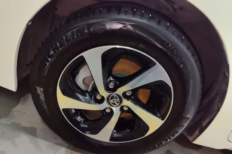 Used Toyota Levin 2017 Revised Version 185T CVT Elite Edition China VI Standard
