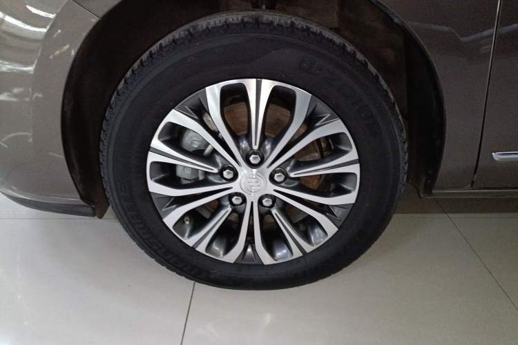 Used Buick GL8 2021 Land Cruiser Executive Class 652T Luxury Model