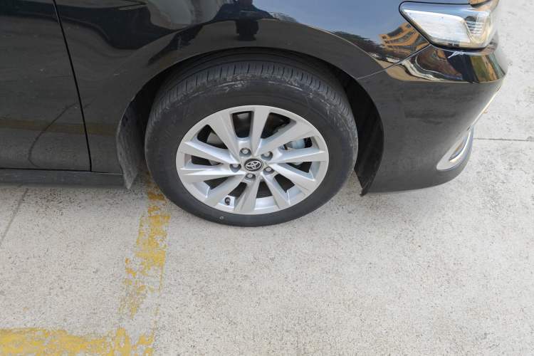 Used Toyota Camry 2023 Dual-Motor 2.5 HGVP Leading Edition Right Front Wheel Hub