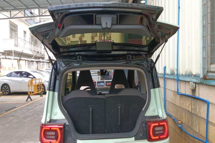 Used Wuling Hongguang MINIEV 2022 Macaron Premium Model – Lithium Iron Phosphate