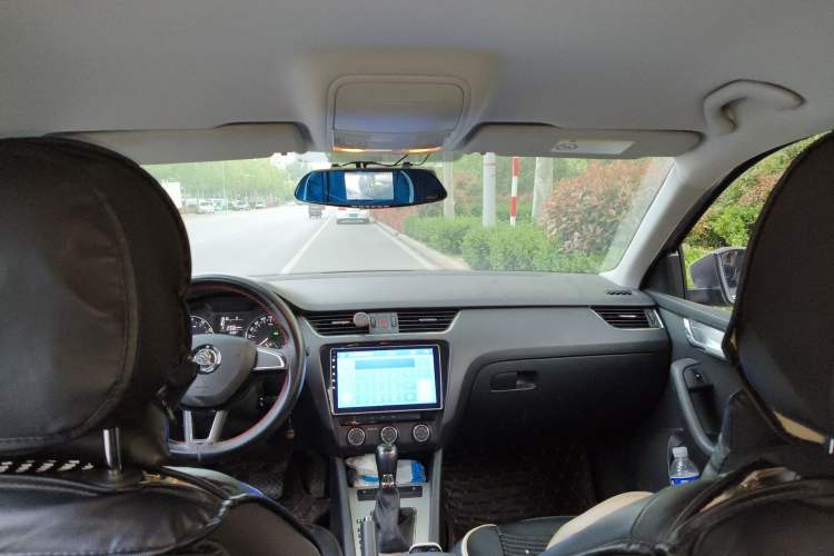 Used Skoda Octavia 2017 1.6L Automatic Chuanxing Edition Headliner