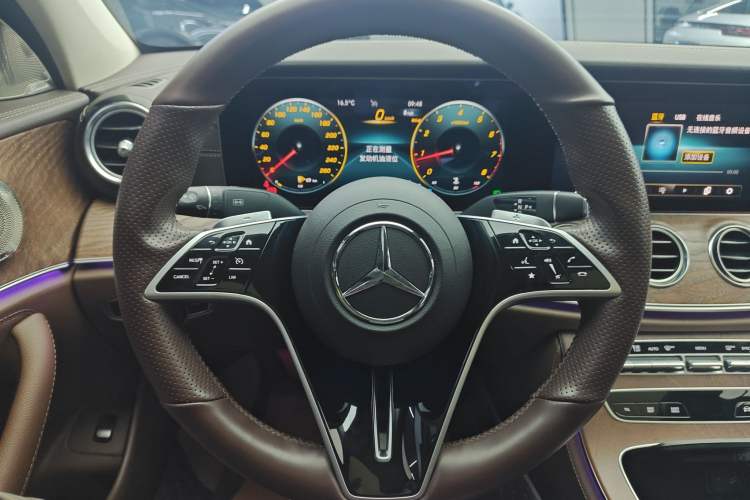 Used Mercedes-Benz E-Class 2023 Updated E 300 L Fashion Edition
