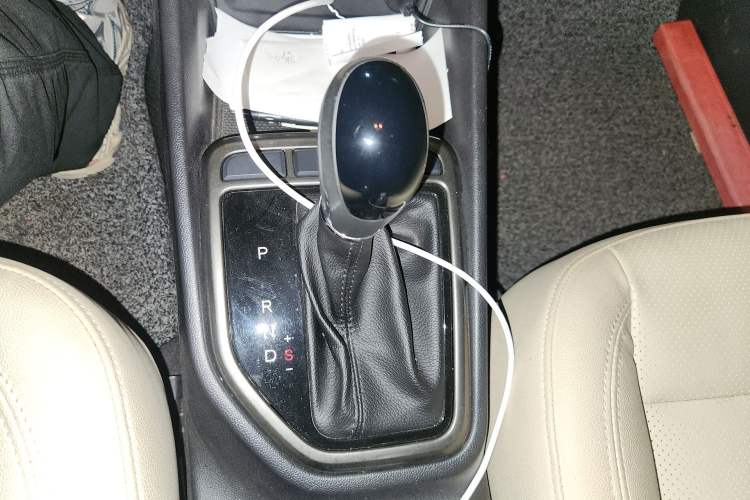 Used CHANGAN Eado 2016 1.6L Automatic Trend Model Gear Lever