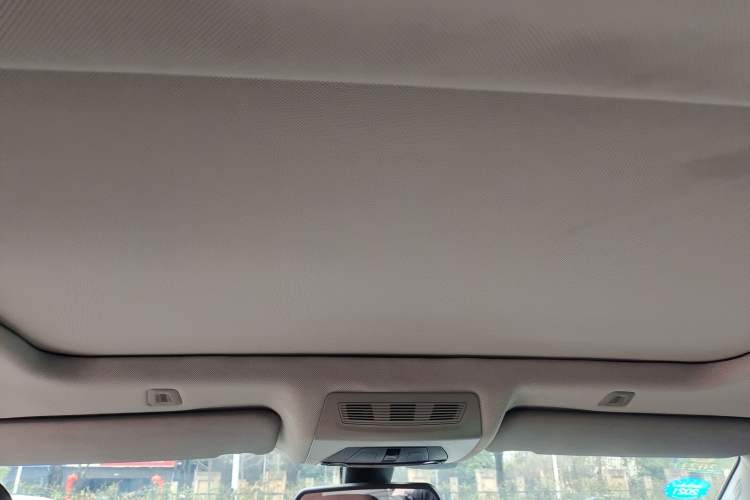 Used BMW 5 Series 2013 520i Elegant Edition