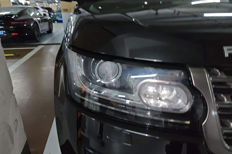 Used Land Rover Range  Right Front Headlight