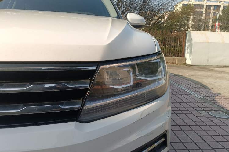 Used Volkswagen Tiguan L 2019 Updated Version 330TSI Automatic Two-Wheel Drive Panoramic Comfort Edition China VI Standard