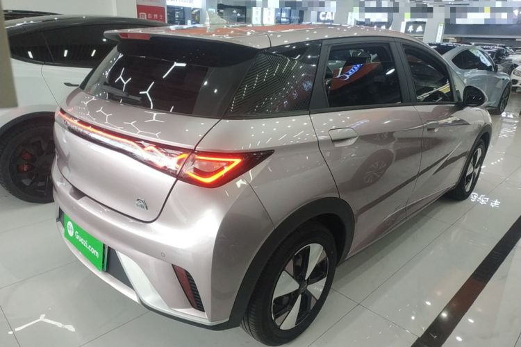 Used BYD Dolphin 2023 420 km Free Version
