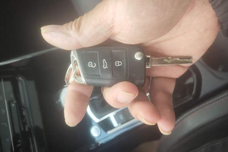 Used Volkswagen Tayron 2020 330TSI Two-Wheel Drive Luxury Smart Connectivity Version