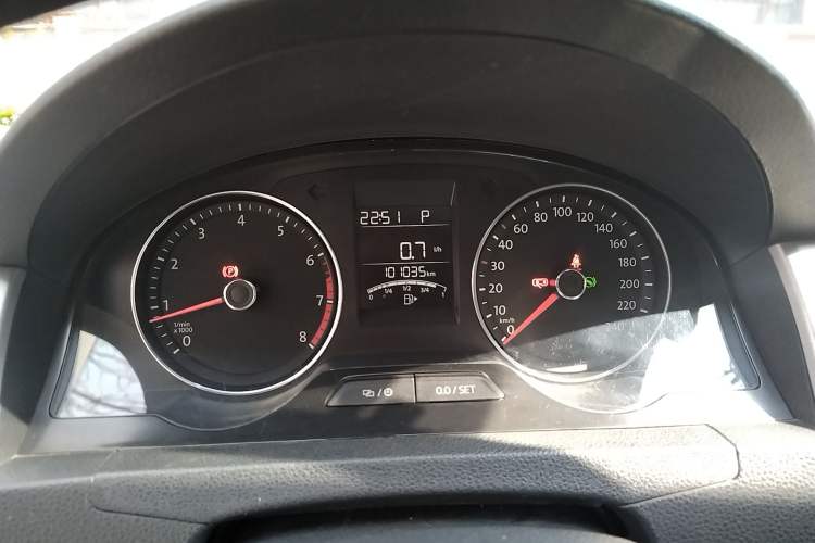 Used Volkswagen Santana 2015 Haval H6 1.6L Automatic Comfort Model Instrument Cluster