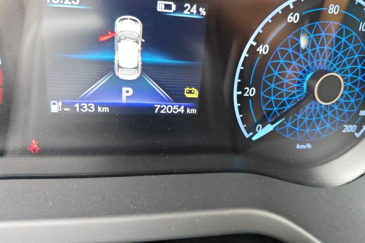 Used Hongqi E-QM5 2023 620km PLUS Odometer Close Up