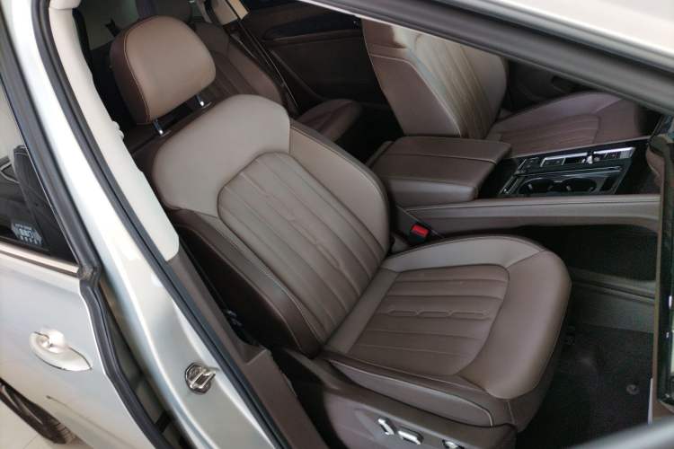 Used Volkswagen Viloran 2024 330TSI Luxury Edition