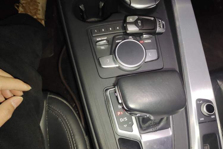 Used Audi A4L 2018 30th Anniversary Edition 40 TFSI Fashion Model