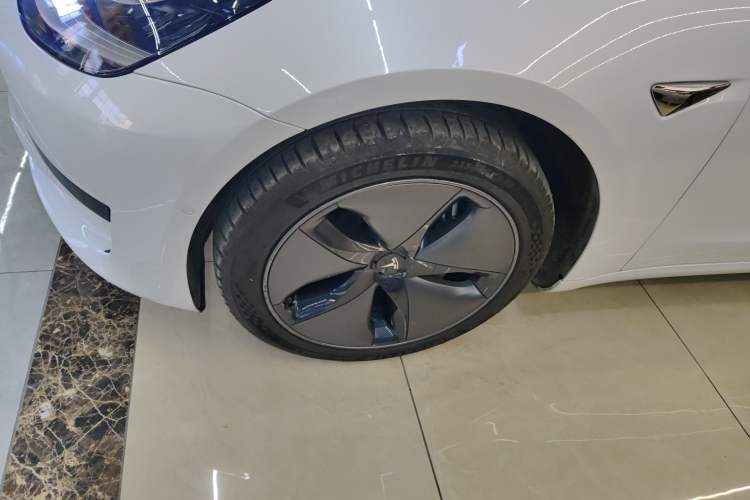 Used Tesla Model 3 (Import) 2019 Standard Range Rear-Wheel Drive Upgraded Version (60 kWh)