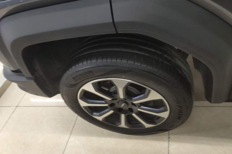 Used Formula Leopard Leopard 5 2023 Navigator Edition