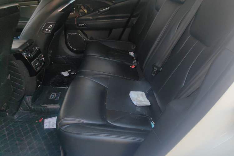 Used Geely Auto Emgrand GT 2015 1.8T Flagship Model
