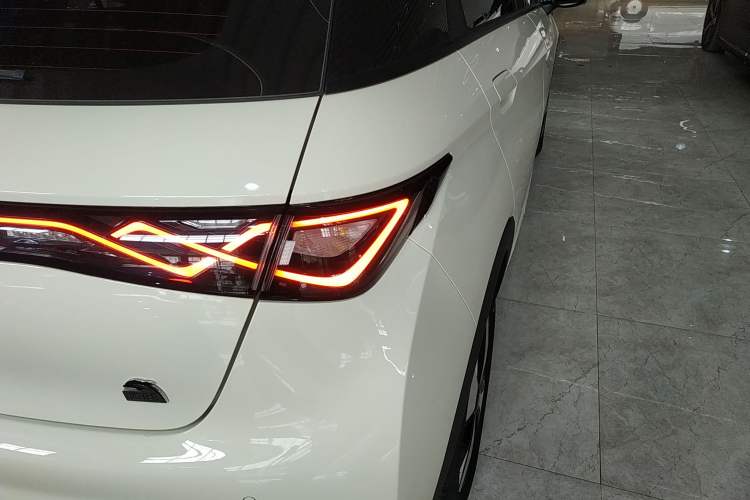 Used BYD Dolphin 2023 420 km Fashion Edition