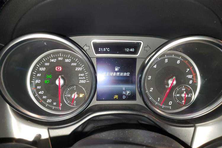 Used Mercedes-Benz GLE Coupe 2015 GLE 320 4MATIC Coupe SUV Instrument Cluster