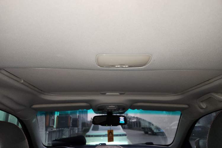 Used BYD Qin New Energy 2015 1.5T Dual-Crown Flagship Plus Edition
