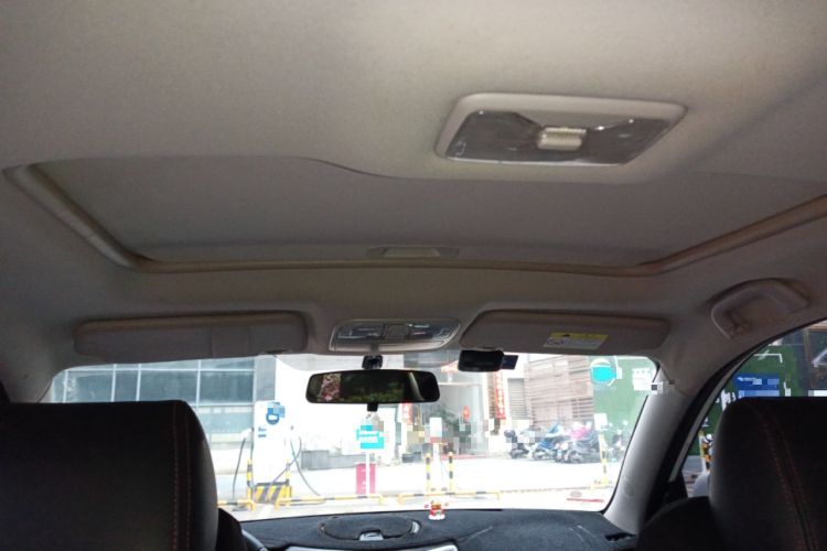 Used CHANGAN CS35 2016 1.6L Automatic Luxury Model China V Standard
