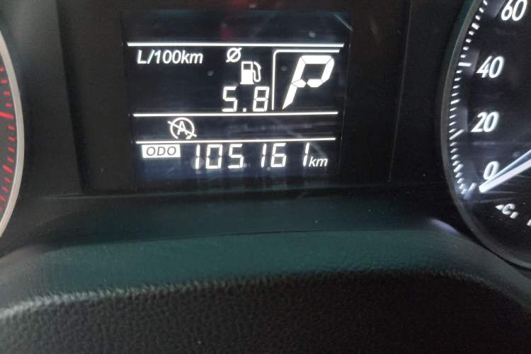 Used Buick GT 2016 15N Automatic Entry-Level Trim Odometer Close Up