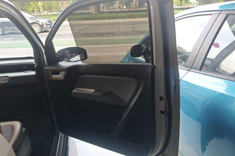 Used Wuling Hongguang MINIEV 2022 GAMEBOY 200km Gaming Edition with Lithium Iron Phosphate