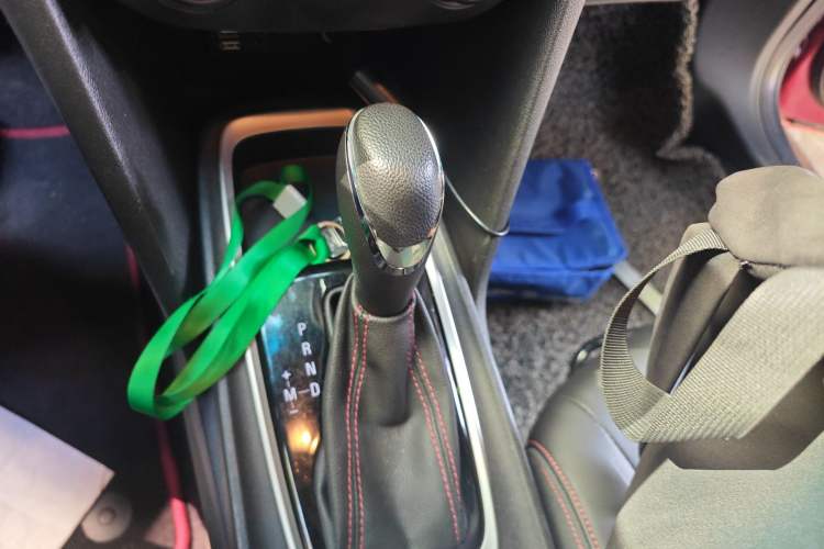 Used Chevrolet Monza 2019 RS 330T Automatic Comfort Edition China VI Standard Gear Lever