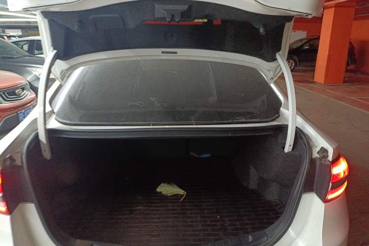 Used Ford Mondeo 2017 Restyled EcoBoost 200 Fashion Edition Trunk