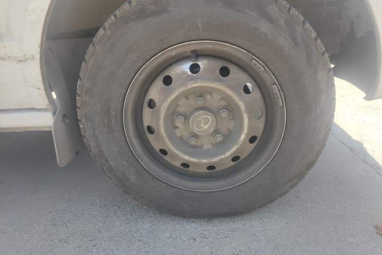 Used Ruichi EC35 2020 EC35 II Standard Edition 38.7 kWh Right Front Wheel Hub