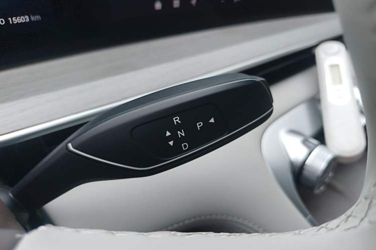 Used EXEED Stellar C-DM 2024 1.5T Long-Range Pro Gear Lever