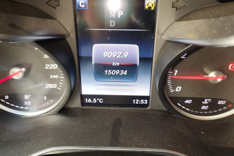 Used Mercedes-Benz GLC 2019 GLC 300 L 4MATIC Dynamic Model