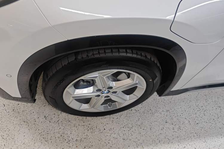 Used BMW iX1 2026 Model, eDrive25L X Design Package Left Front Wheel Hub