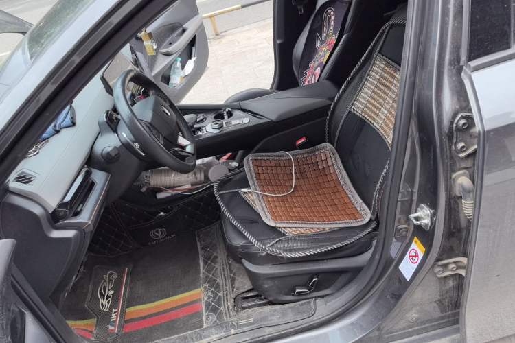 Used CHANGAN UNI-V 2022 1.5T Prestige Version Left Front Seat