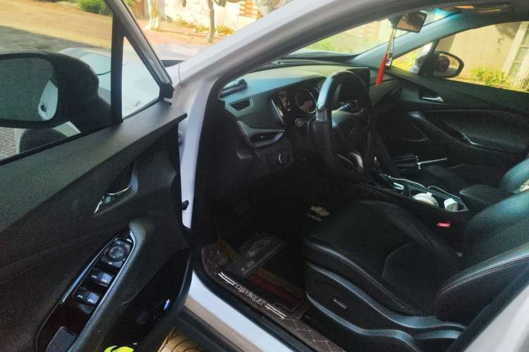 Used Chevrolet Orlando 2019 Redline 530T Automatic Enjoyment Version (5+2 Seating) China VI