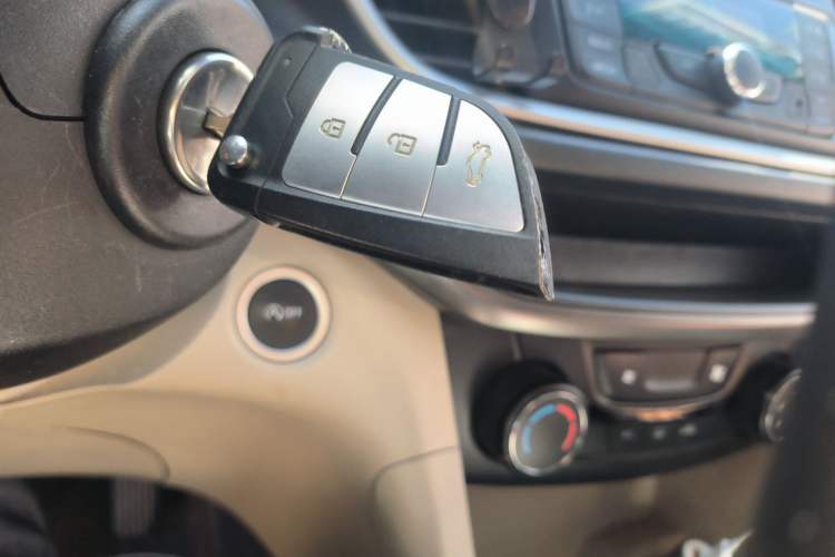 Used Buick GT 2015 15N Automatic Elite Version