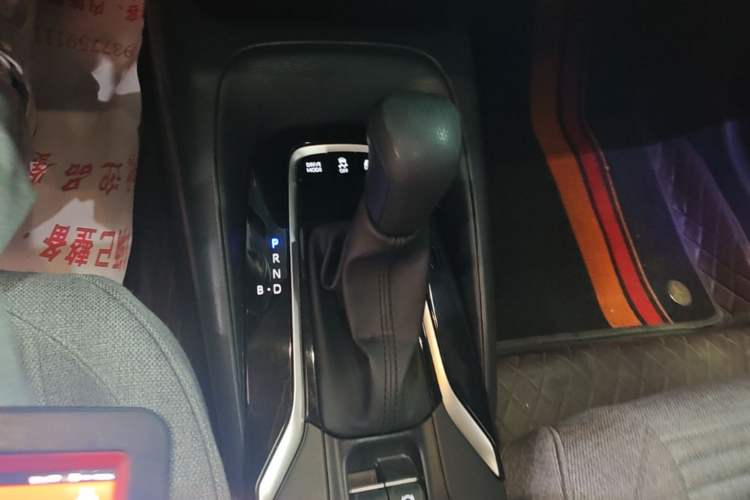 Used Toyota Corolla 2023 1.8L Smart Electric Hybrid Dual-Motor Elite Edition Gear Lever