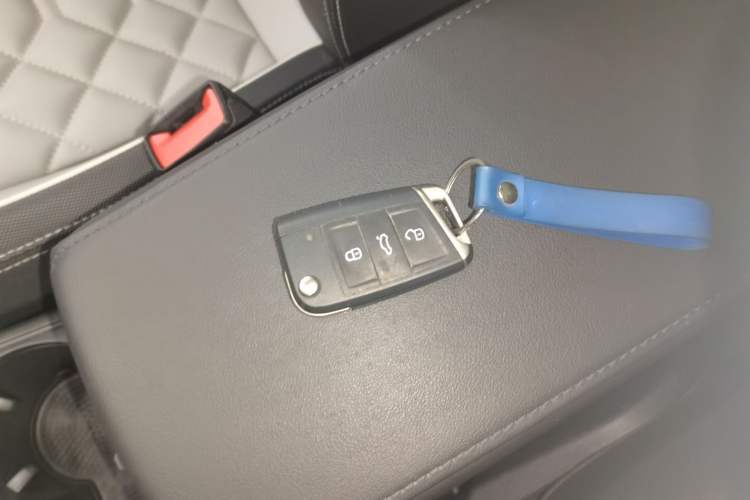 Used Volkswagen Tayron 2023 280TSI Two-Wheel-Drive Luxury Plus Advanced Version
