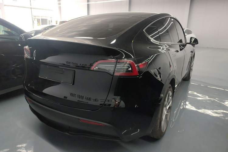 Used Tesla Model Y 2021 Standard Range Rear-Wheel Drive Version